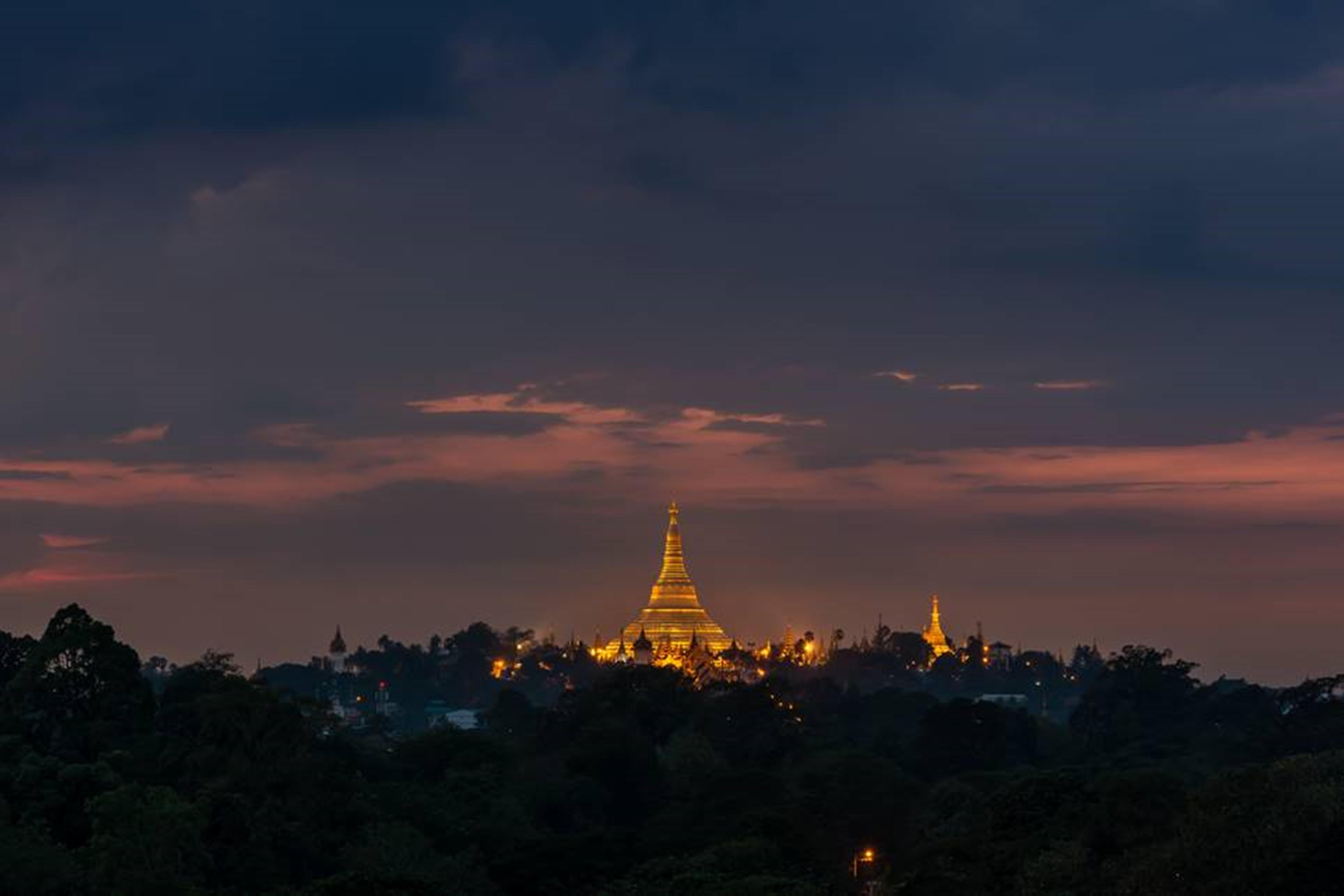 Chatrium Hotel Royal Lake Yangon Eksteriør bilde