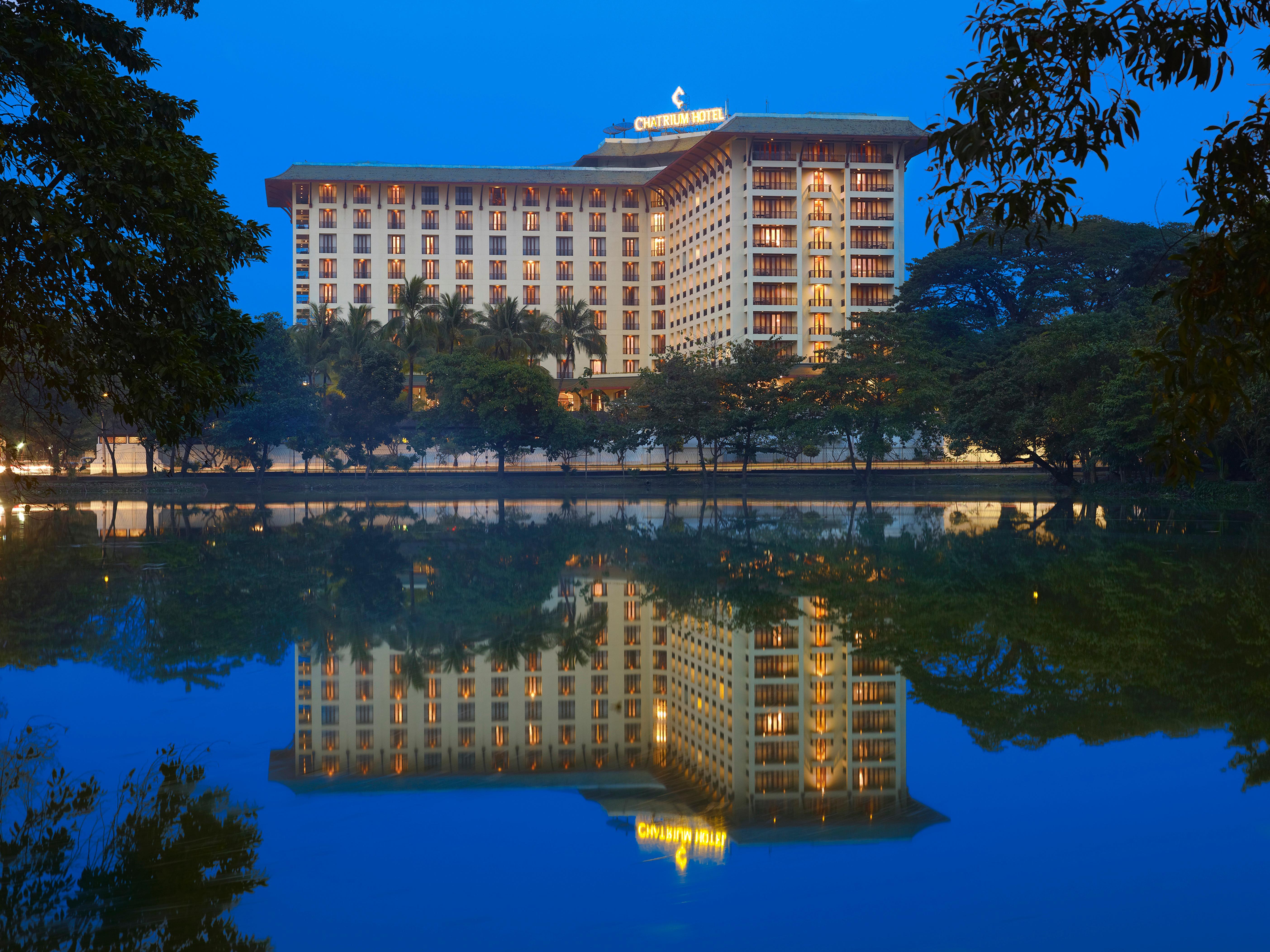 Chatrium Hotel Royal Lake Yangon Eksteriør bilde