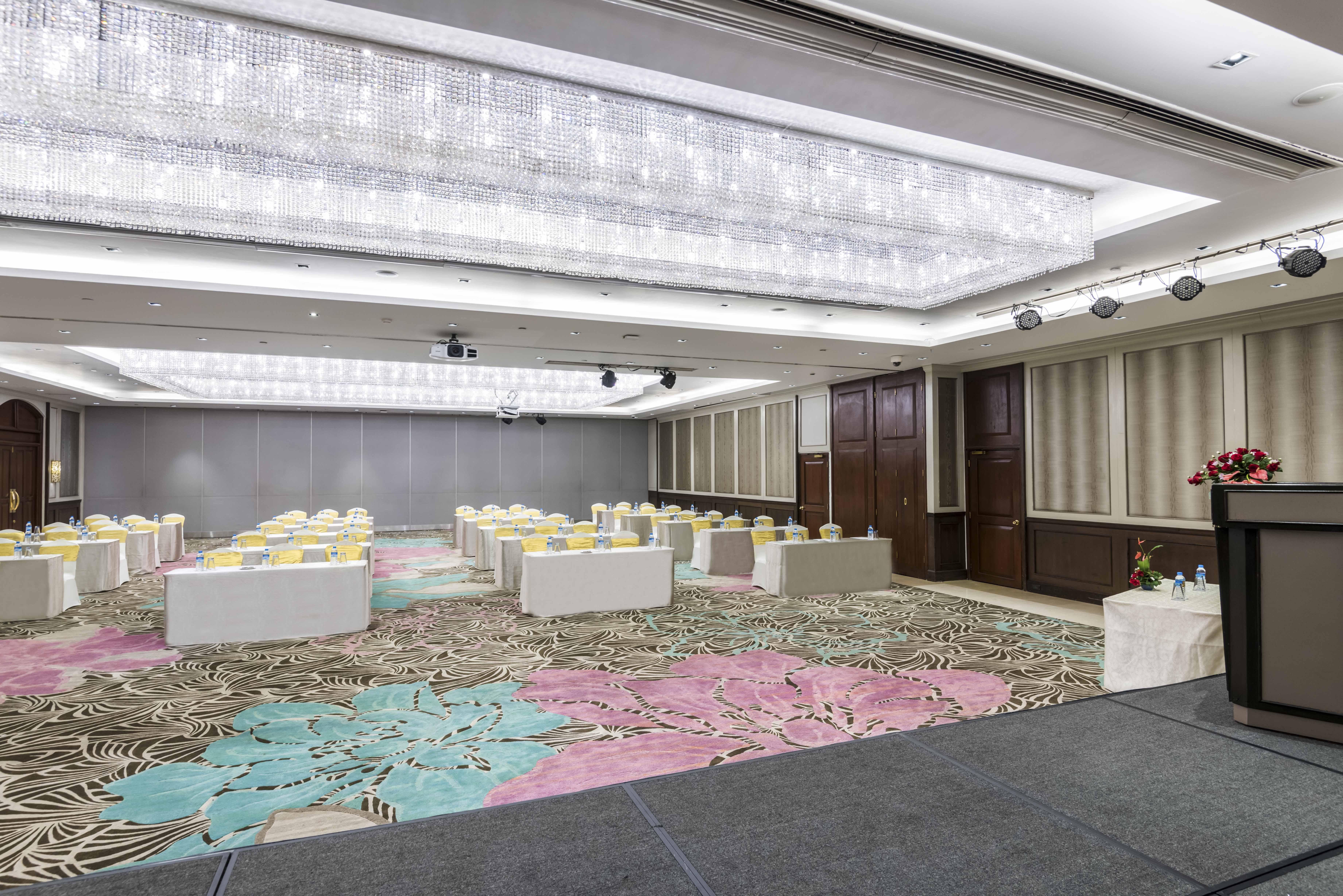 Chatrium Hotel Royal Lake Yangon Eksteriør bilde